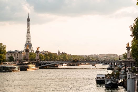 París