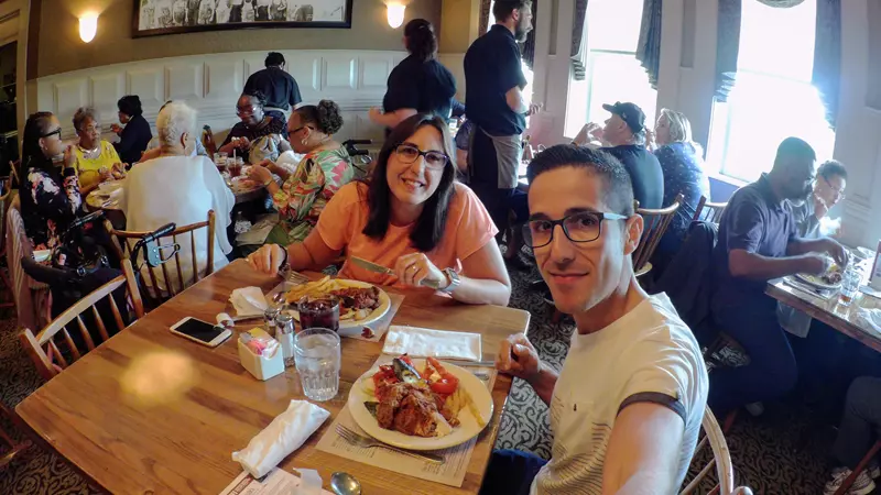 Millers Smorgasbord Buffet, qué ver en Lancaster Estados Unidos