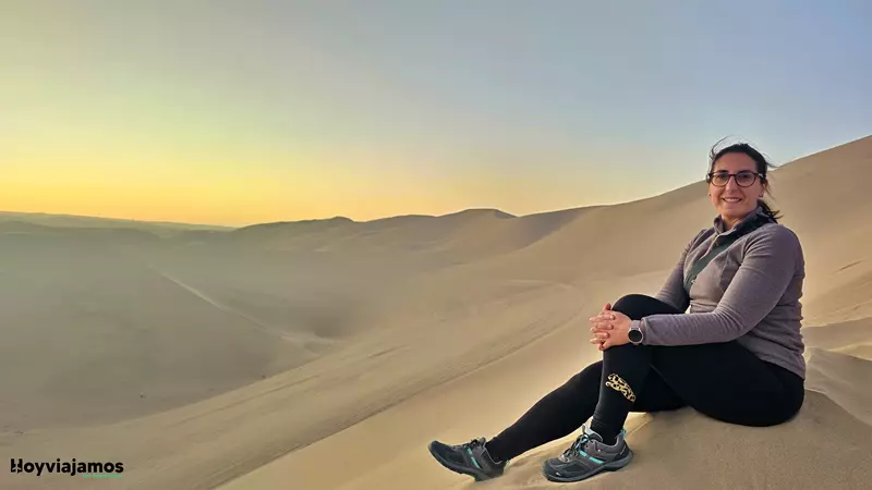 Atardecer en la duna huacachina hoy viajamos