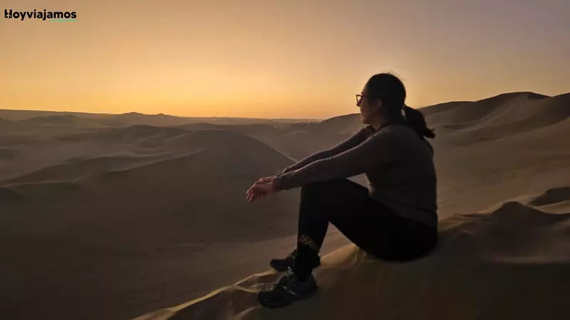 Atardecer en la duna huacachina hoy viajamos