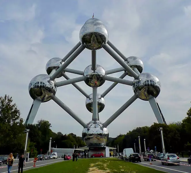 Atomiun Bruselas, Ruta por Bélgica de 7 días