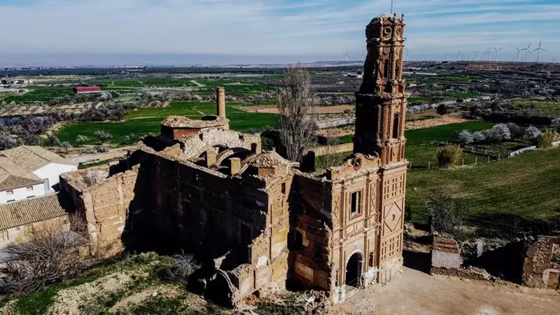 Qué Ver en Belchite Viejo: Un Recorrido por la Historia y las Leyendas