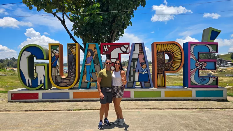 Guatapé uno de los pueblos más bonitos, Ruta por Colombia por Libre