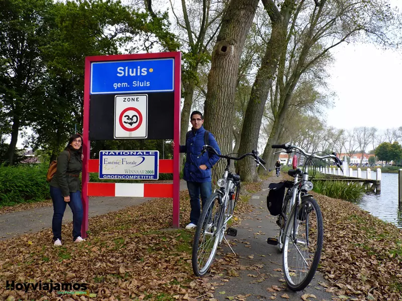 Entrada Sluis, Ruta en bicicleta por Brujas, Hoy Viajamos