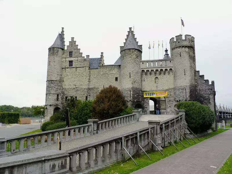 Castillo de Stean, ¿Qué ver en Amberes en un día?, Hoy Viajamos