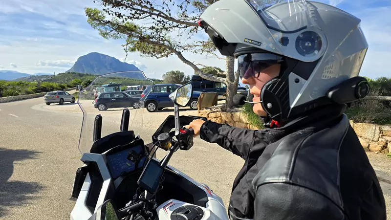 CHIGEE AIO-5 Lite, carplay android, carplay ios, hoy viajamos, carplay moto