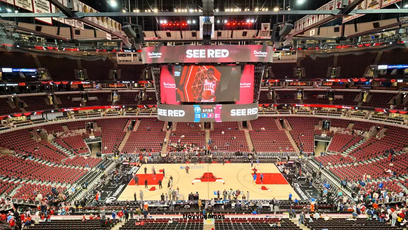 Interior del United Center de Chicago, estadio de baloncesto donde disputan sus partidos los Chicago Bulls