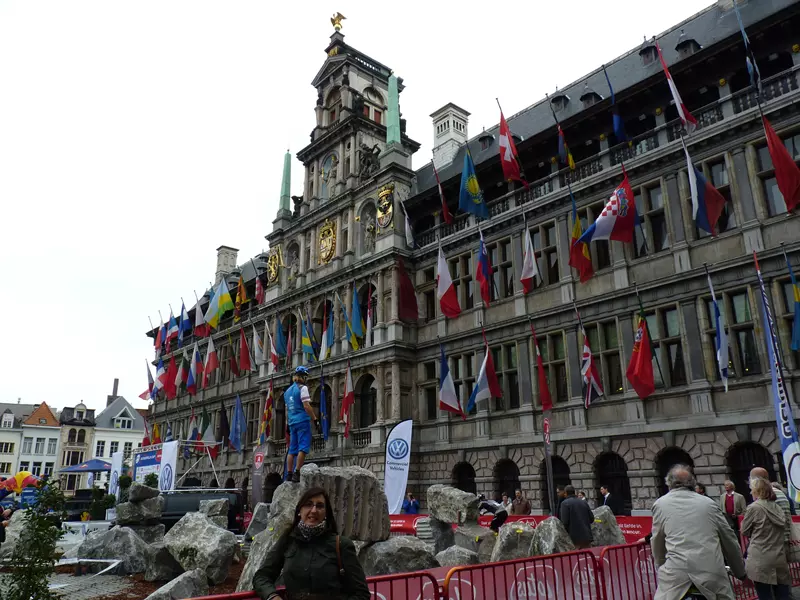 Grote Markt, ¿Qué ver en Amberes en un día?, Hoy Viajamos