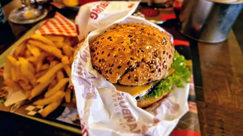 Donde comer en Rotterdam barato, hamburg , hoy viajamos