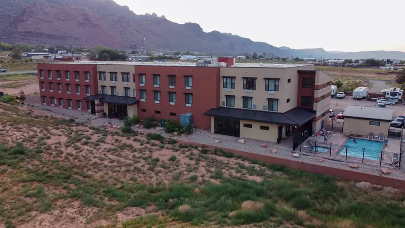 Donde dormir en Capitol Reef: hoteles y pueblos cerca del parque