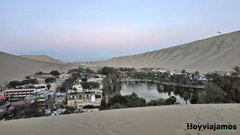 Atardecer en la duna huacachina hoy viajamos