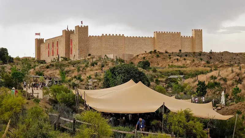 La venta de Isidro a los pies del castillo, Puy Du Fou Toledo