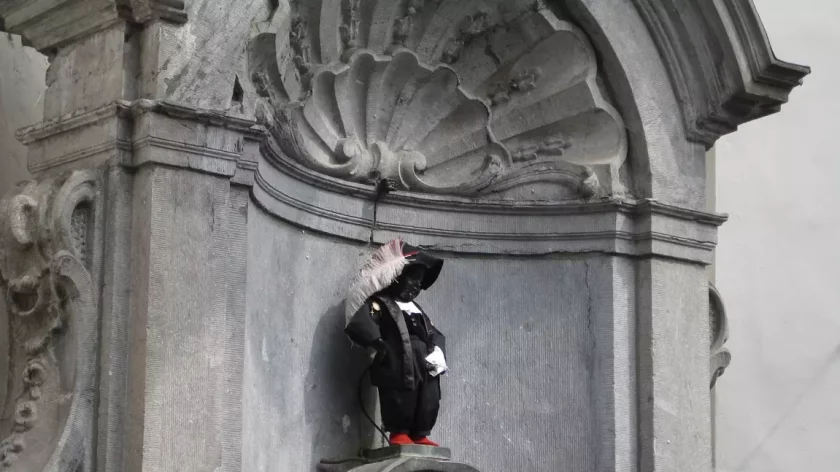 Manneken Pis, Ruta por Bélgica de 7 días