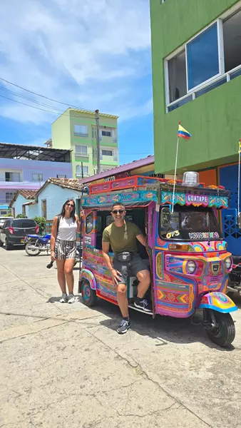 Coche típico Guatape, Alquilar coche en Colombia
