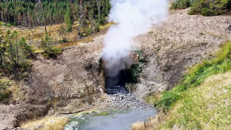 Mud Vulcano ¿Qué ver en Yellowstone en 3 días?