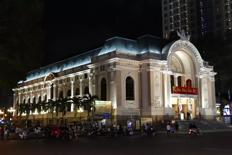 Que ver en Ho Chi Minh, opera de Saigón