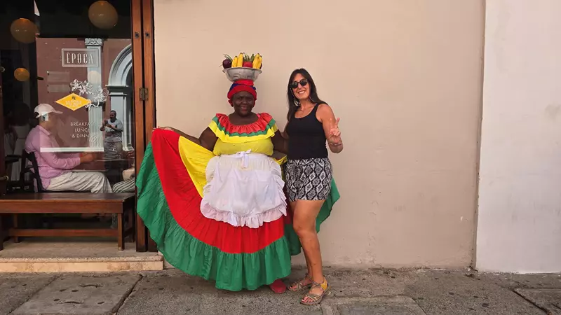 Palenqueras de Cartagena de Indias, Ruta por Colombia por Libre