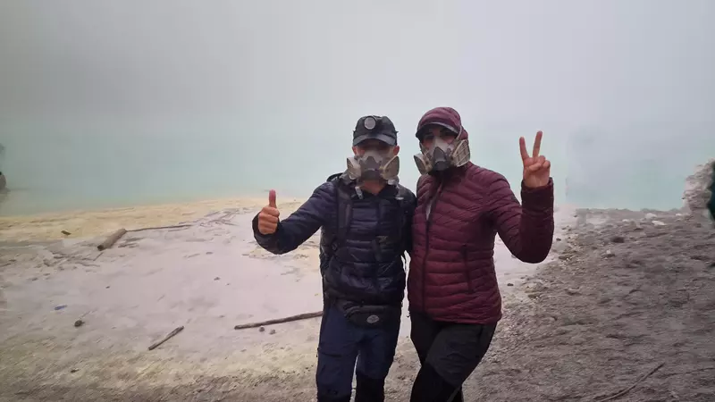 Importante mascaras en el Ijen, ruta por Indonesia