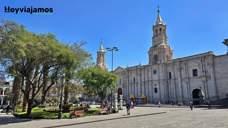 Plaza de Armas Arequipa, Hoy Viajamos
