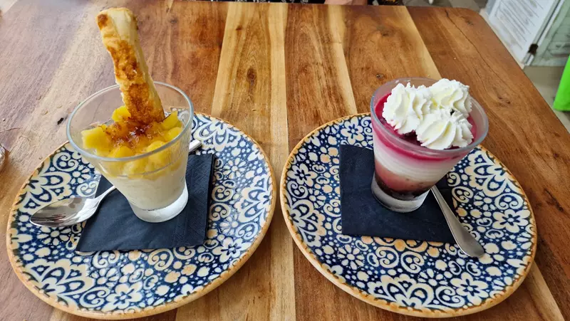 Azura playa de Gandía los postres