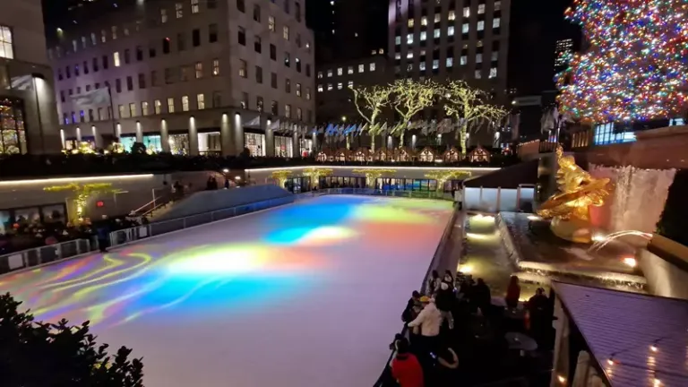 Pista de hielo Rockefeller, Nueva York en Navidad
