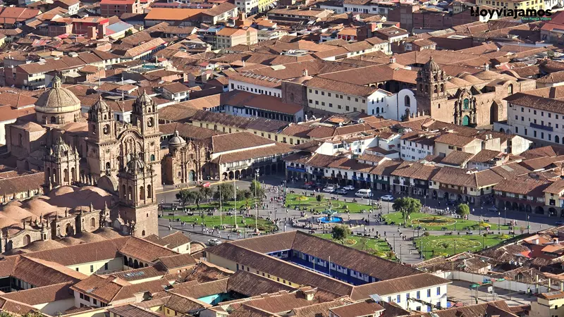 Vista de la Plaza de Armas de Cusco desde el Cristo Blanco